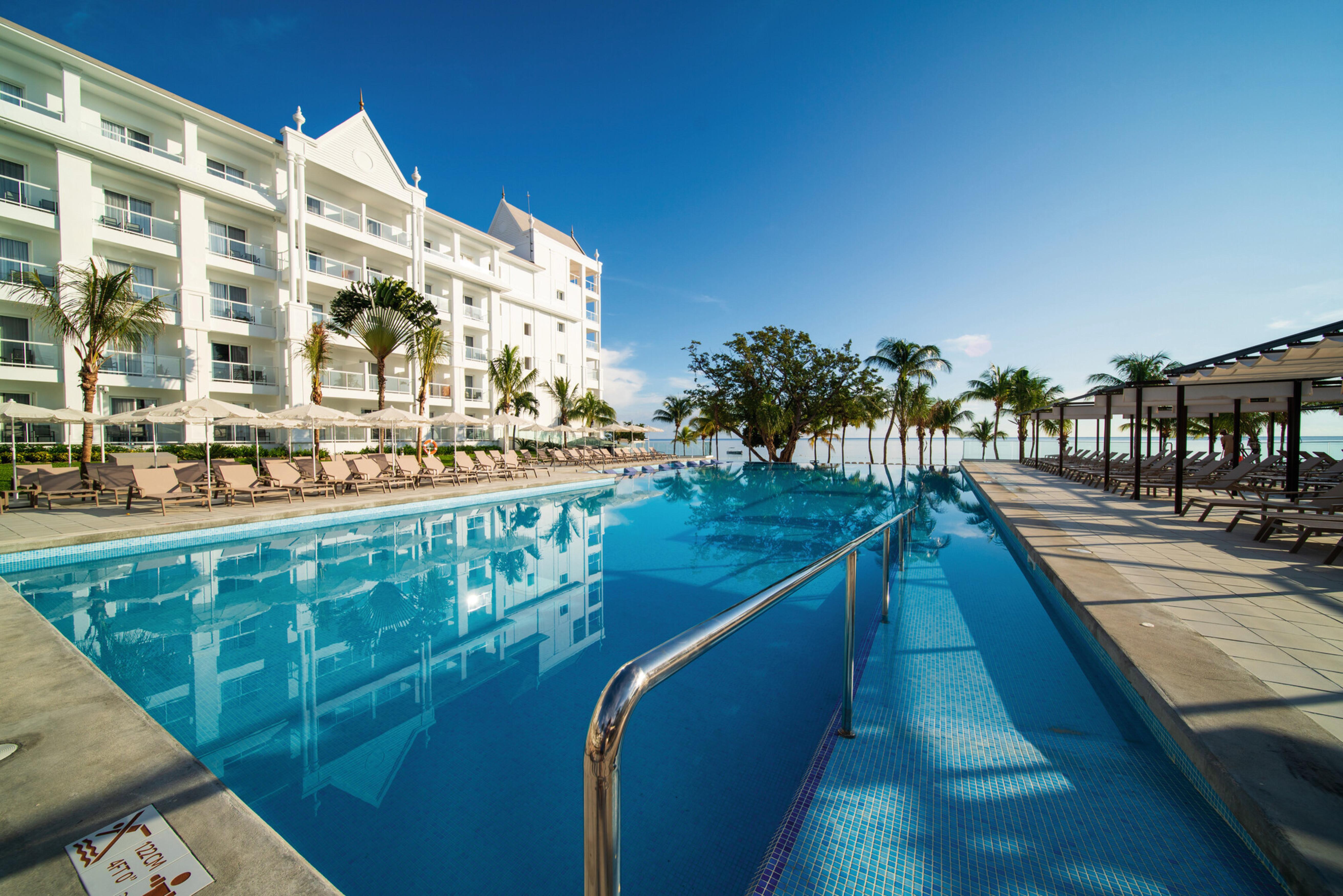 ホテル Riu オーチョ・リオス エクステリア 写真